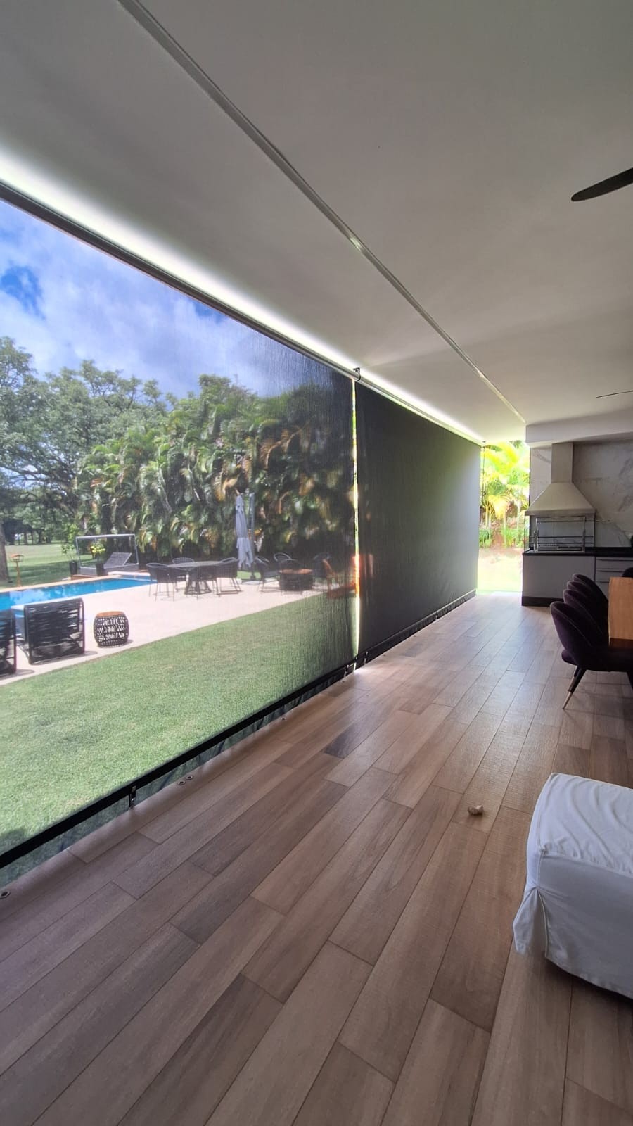 Cortina externa tipo blackout para privacidade — Campinas